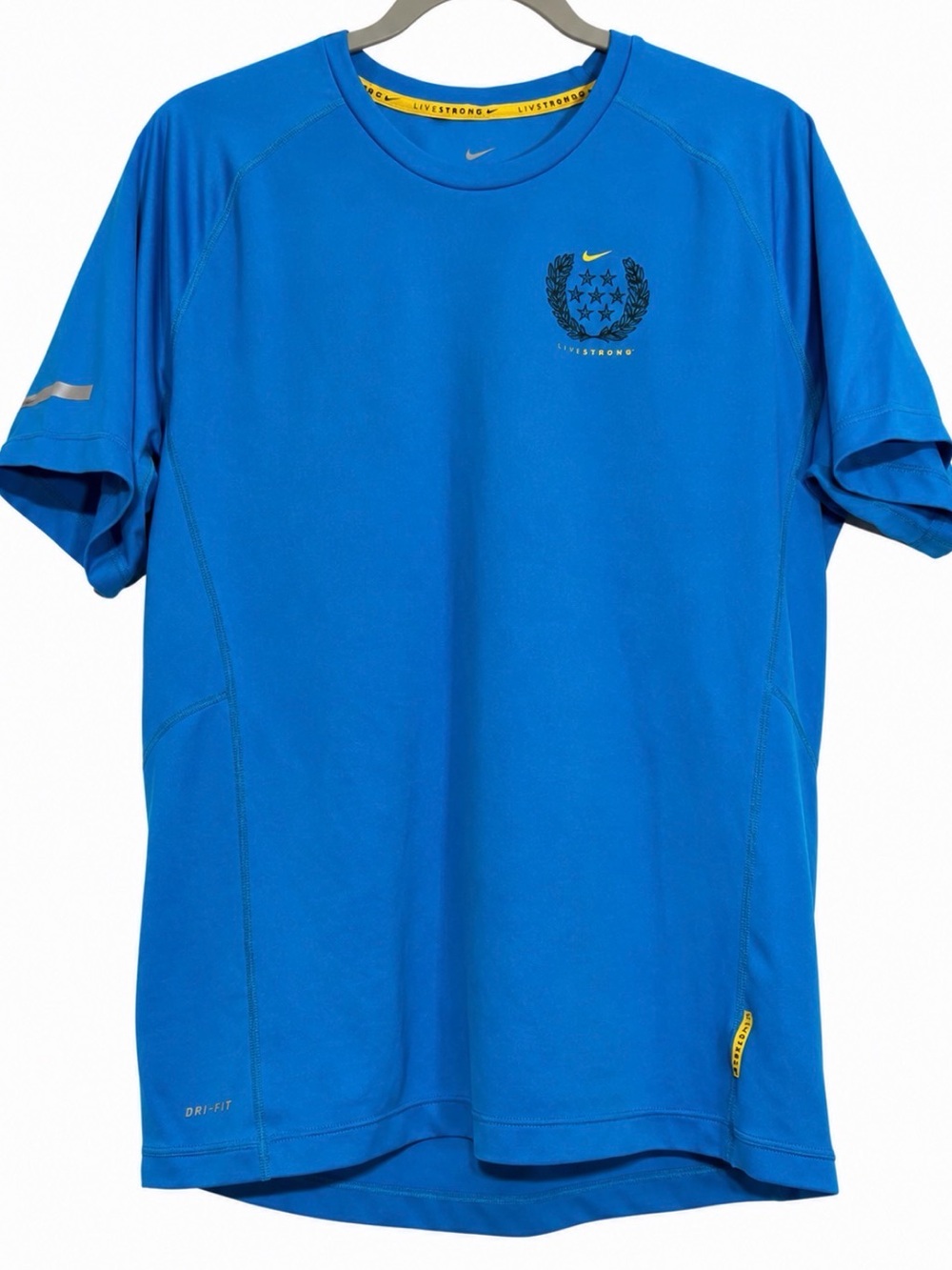 Nike Men’s Bright Blue Short-Sleeve Dri-FIT Tee